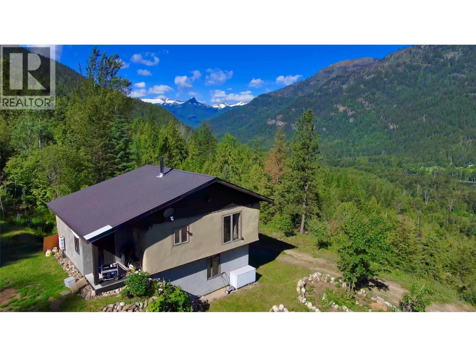4650 6 Highway, Winlaw, British Columbia  V0G 2J0 - Photo 3 - 10397552