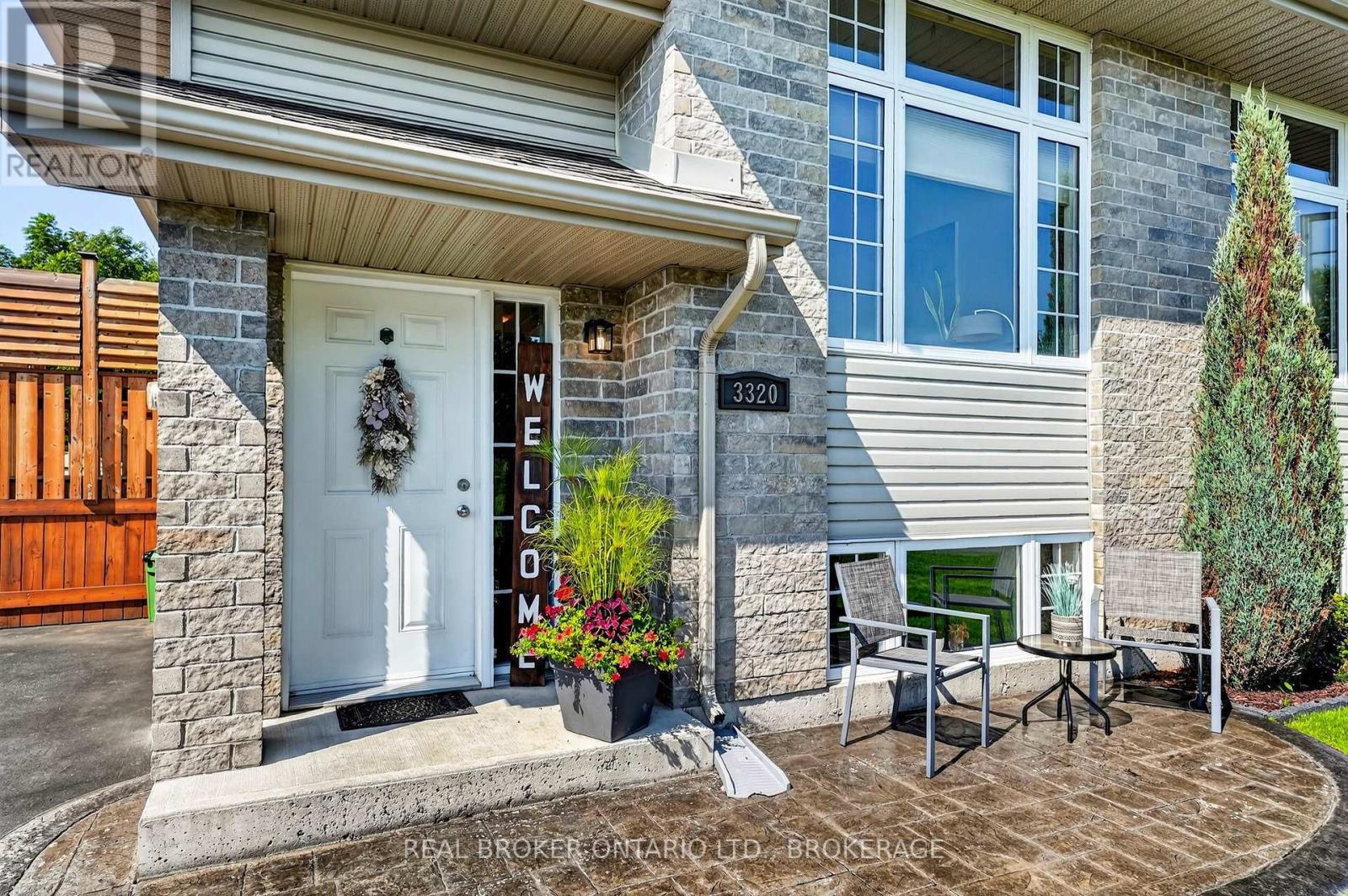 3320 Northdale Drive, Cornwall, Ontario K6K 1M1 - Photo 2 - X13673392