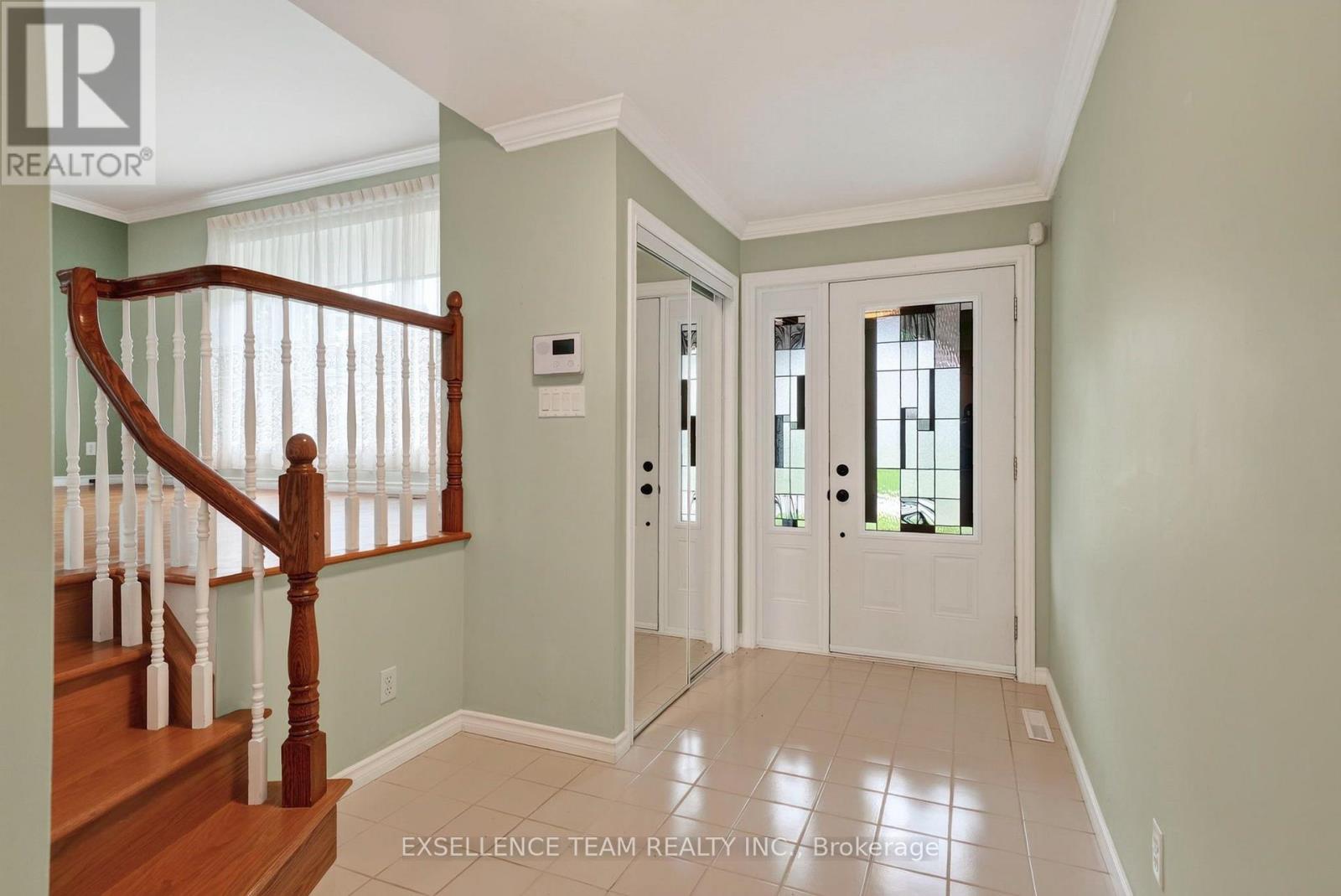 1518 Blakely Drive, Cornwall, Ontario  K6J 5K1 - Photo 3 - X13673516
