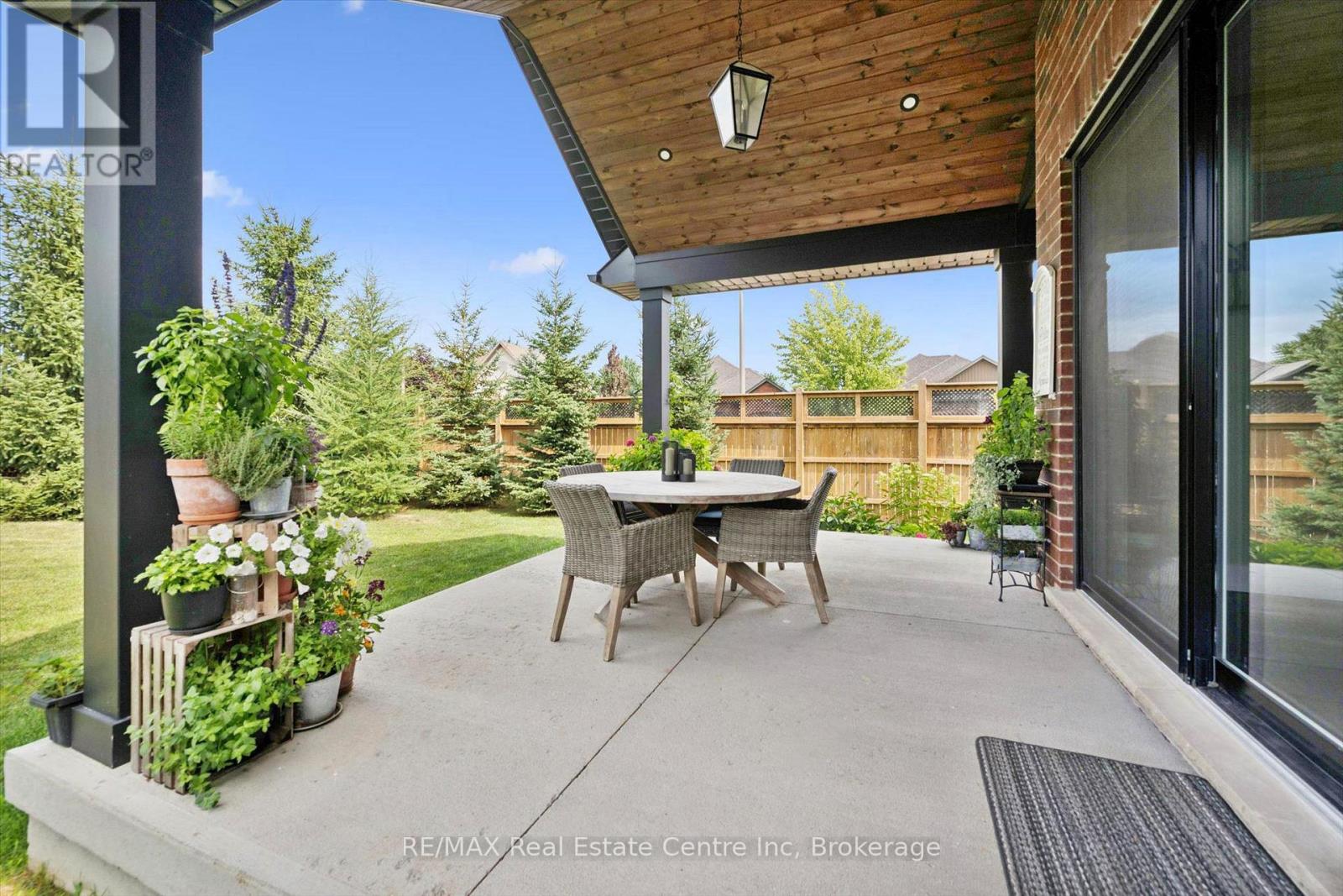 58 Carriage Crossing, Mapleton, Ontario  N0G 1P0 - Photo 23 - X13673436