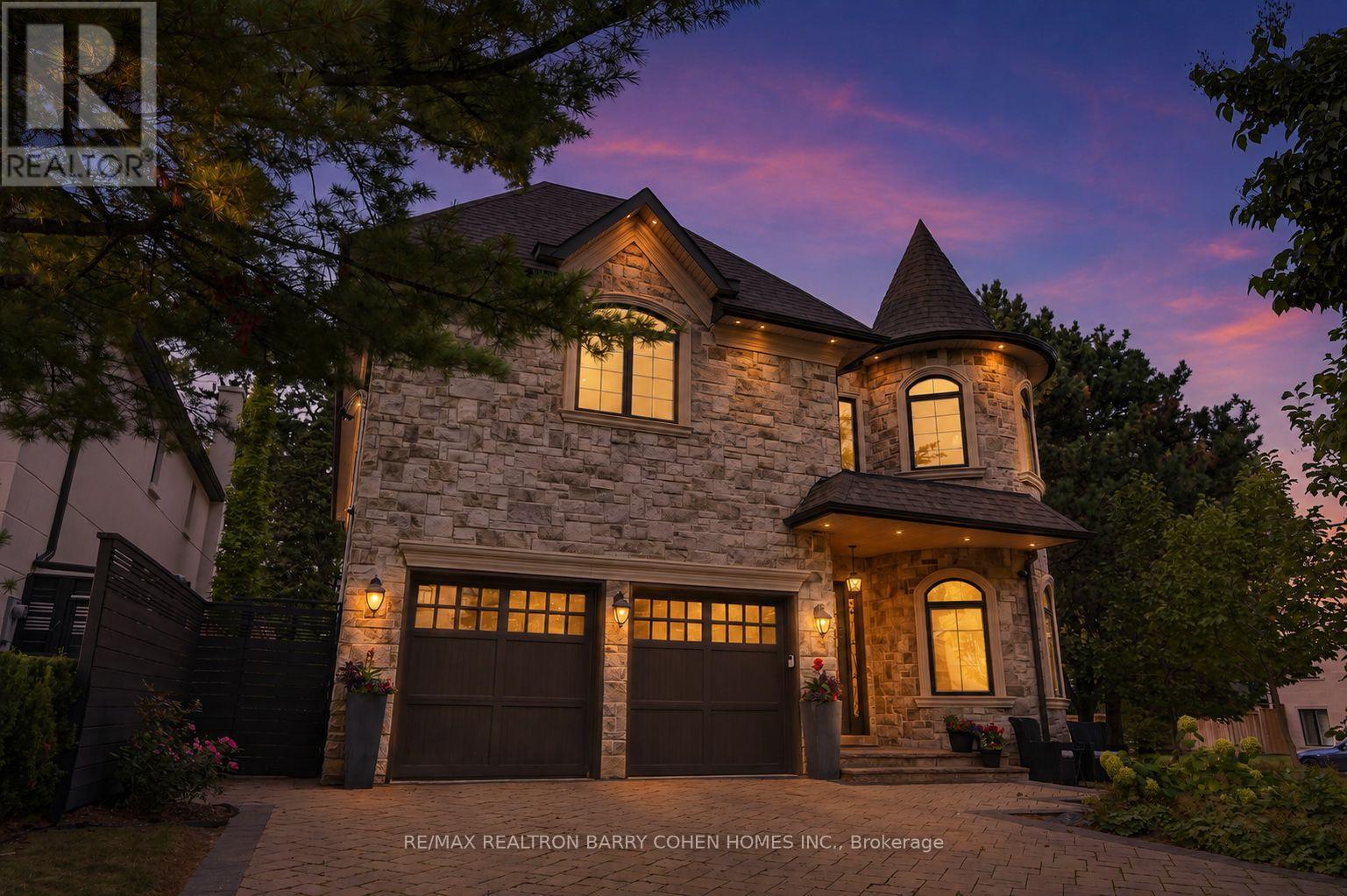 100 Munro Boulevard, Toronto, Ontario  M2P 1C4 - Photo 1 - C13673480