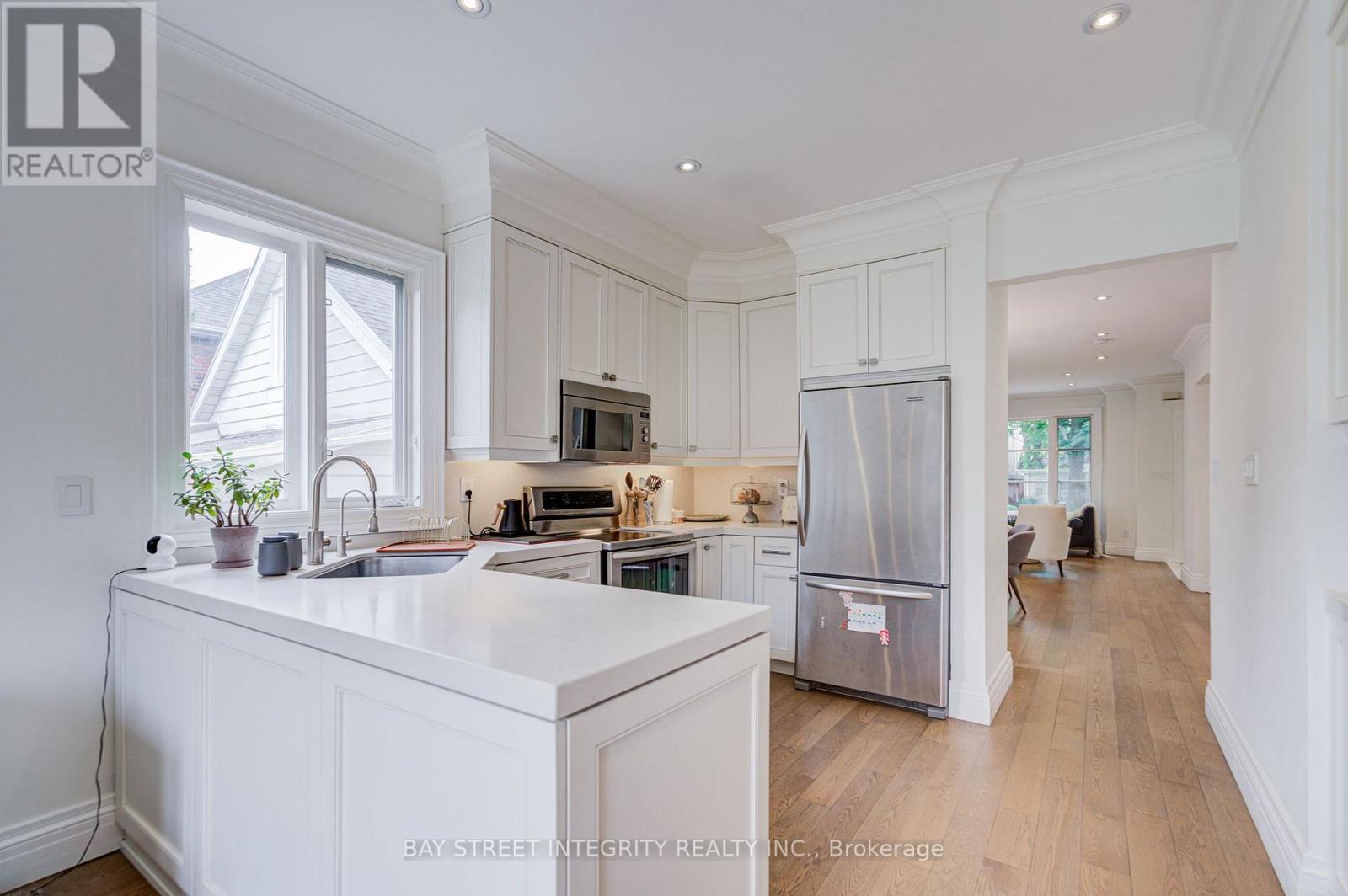 354 Old Orchard Grove, Toronto (Bedford Park-Nortown), Ontario  M5M 2E9 - Photo 15 - C13673486