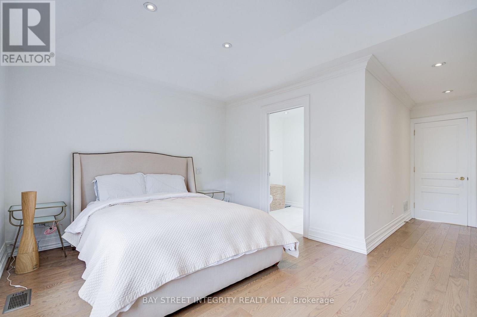 354 Old Orchard Grove, Toronto (Bedford Park-Nortown), Ontario  M5M 2E9 - Photo 28 - C13673486