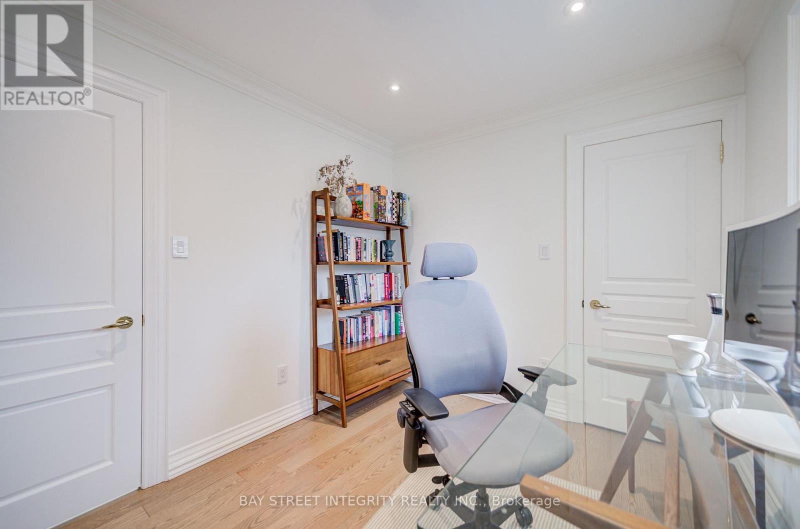 354 Old Orchard Grove, Toronto (Bedford Park-Nortown), Ontario  M5M 2E9 - Photo 36 - C13673486