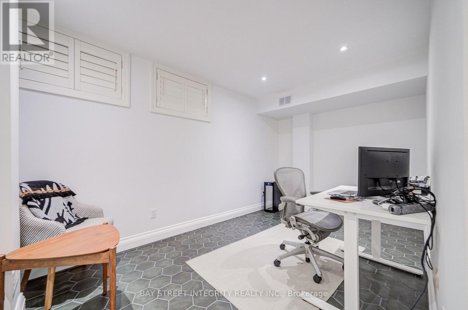 354 Old Orchard Grove, Toronto (Bedford Park-Nortown), Ontario  M5M 2E9 - Photo 41 - C13673486