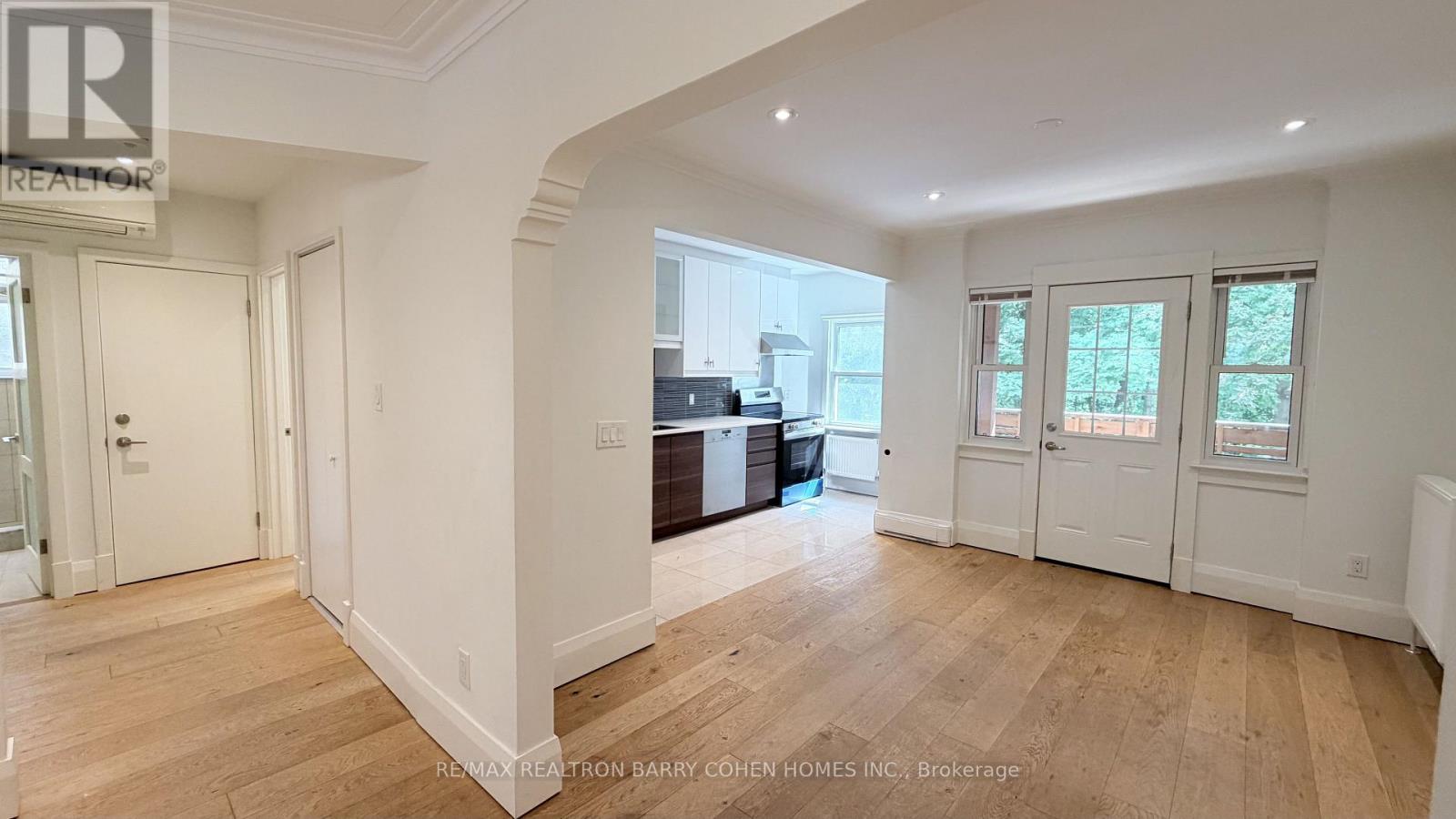1 - 107 Chatsworth Drive, Toronto, Ontario  M4R 1R8 - Photo 14 - C13673512