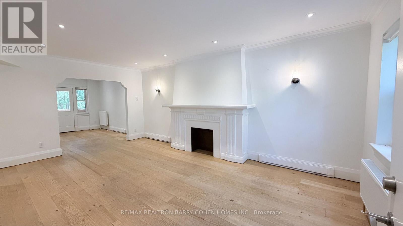 1 - 107 Chatsworth Drive, Toronto, Ontario  M4R 1R8 - Photo 4 - C13673512