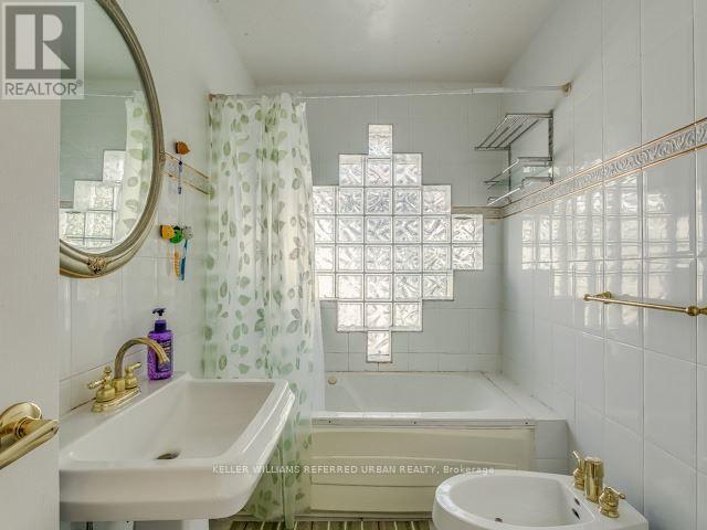 62 Northdale Road, Toronto, Ontario  M2L 2M1 - Photo 14 - C13673548