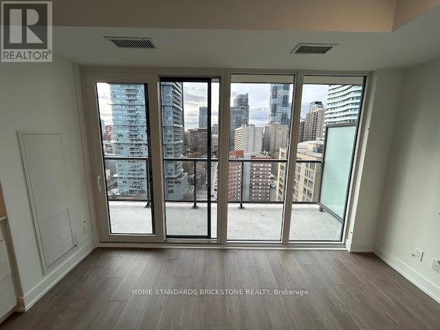 1704 - 308 Jarvis Street, Toronto, Ontario  M5B 0E3 - Photo 6 - C13673560