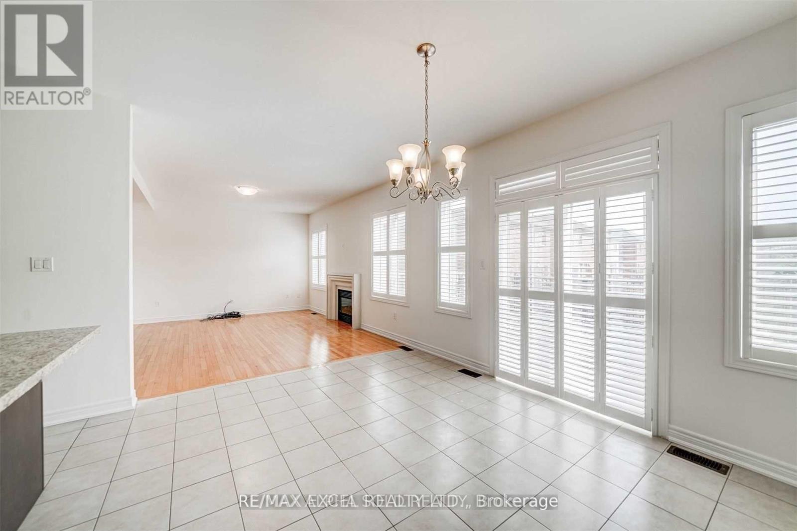67 Alvin Curling Crescent, Toronto, Ontario  M1V 0E7 - Photo 19 - E13673442
