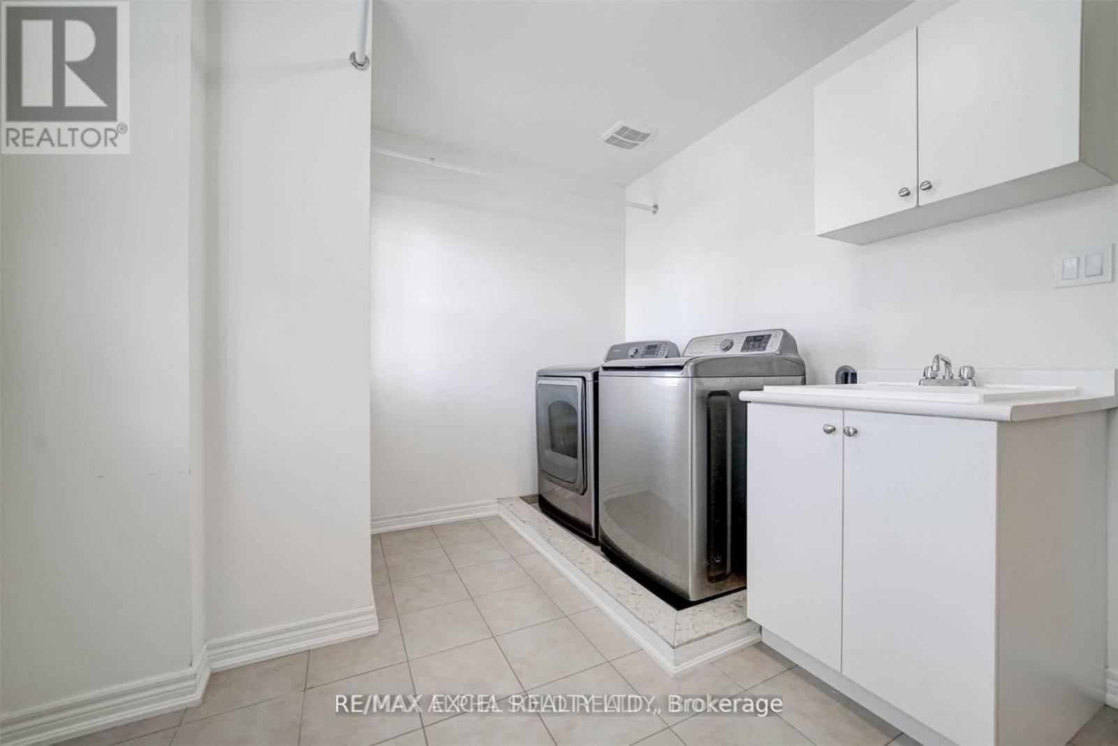67 Alvin Curling Crescent, Toronto, Ontario  M1V 0E7 - Photo 23 - E13673442