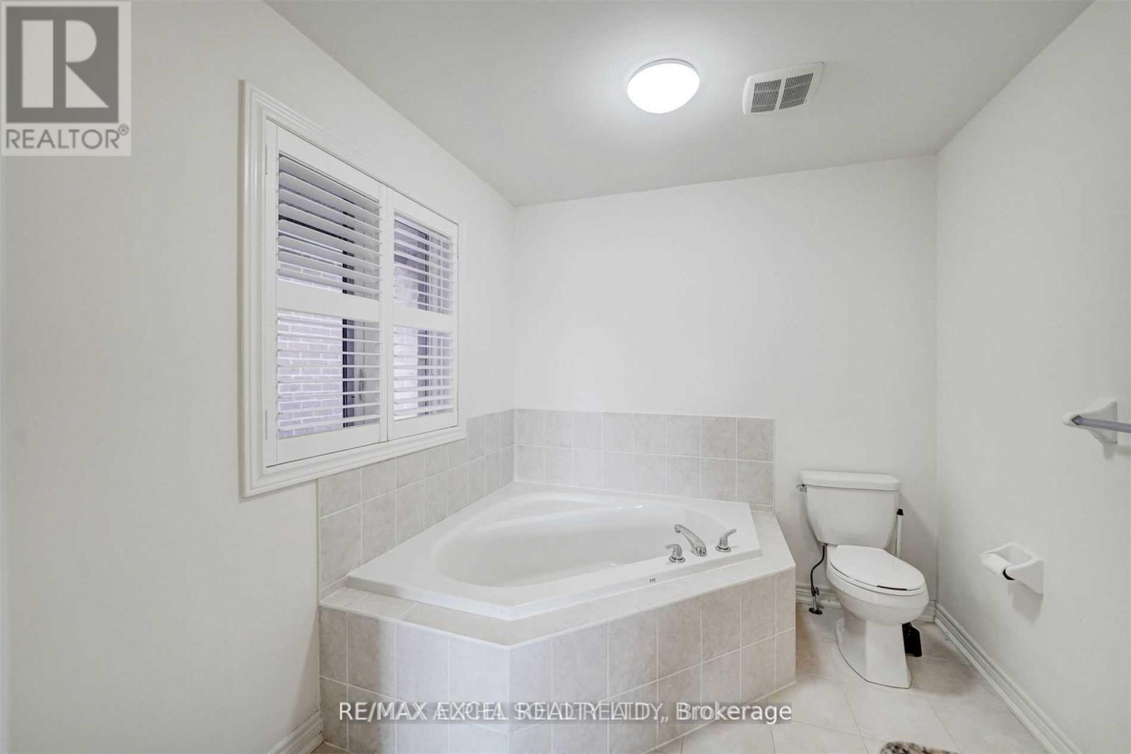 67 Alvin Curling Crescent, Toronto, Ontario  M1V 0E7 - Photo 38 - E13673442