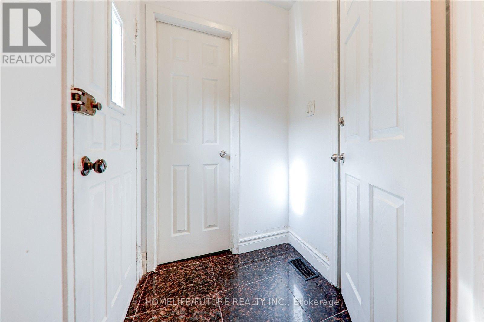 Bsmt - 97 Dunsfold Drive, Toronto, Ontario  M1B 1T5 - Photo 7 - E13673520