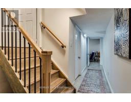 32 HEAVER DRIVE, Whitby, Ontario