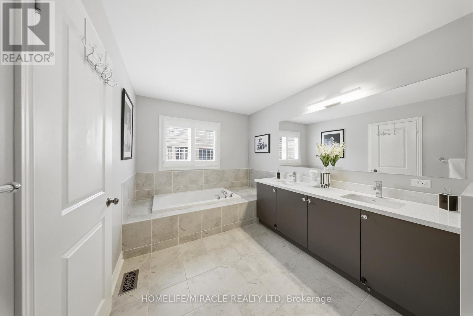 79 Willoughby Way, New Tecumseth (Alliston), Ontario  L9R 0P4 - Photo 26 - N13486834