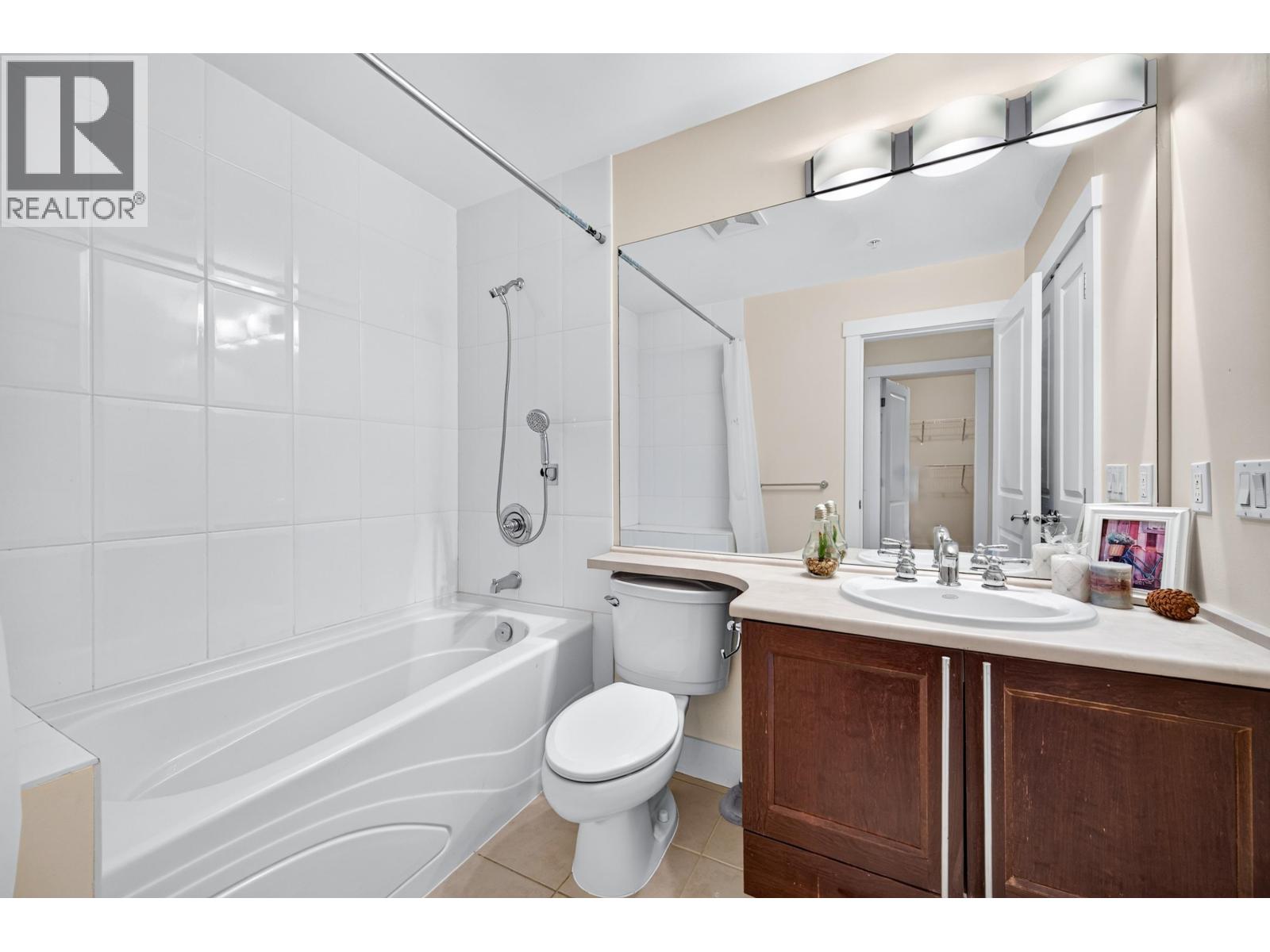 501 4759 Valley Drive, Vancouver, British Columbia V6J 4B7 - Photo 35 - R3155546