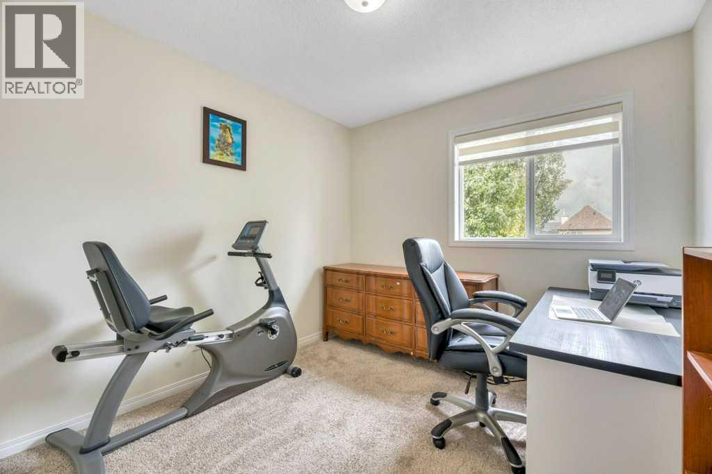 175 Prestwick Villas SE, Calgary, Alberta  T2Z 4S3 - Photo 25 - A2329015