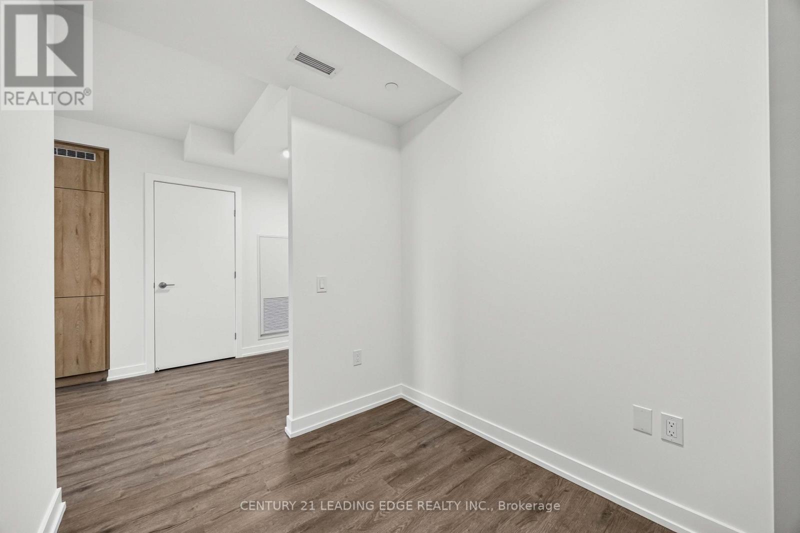 805 - 21 Meadowdale Road, Vaughan, Ontario L4K 0H6 - Photo 6 - N13673370