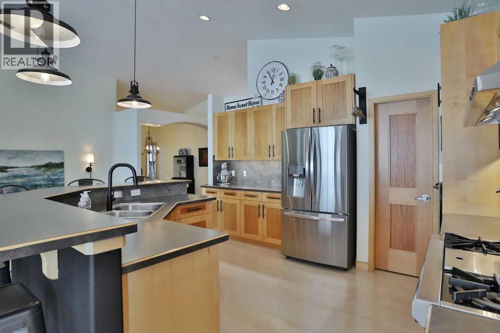 92 Sherwood Rise NW, Calgary, Alberta  T3R 1P6 - Photo 10 - A2334159