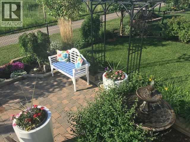 92 Sherwood Rise NW, Calgary, Alberta  T3R 1P6 - Photo 37 - A2334159