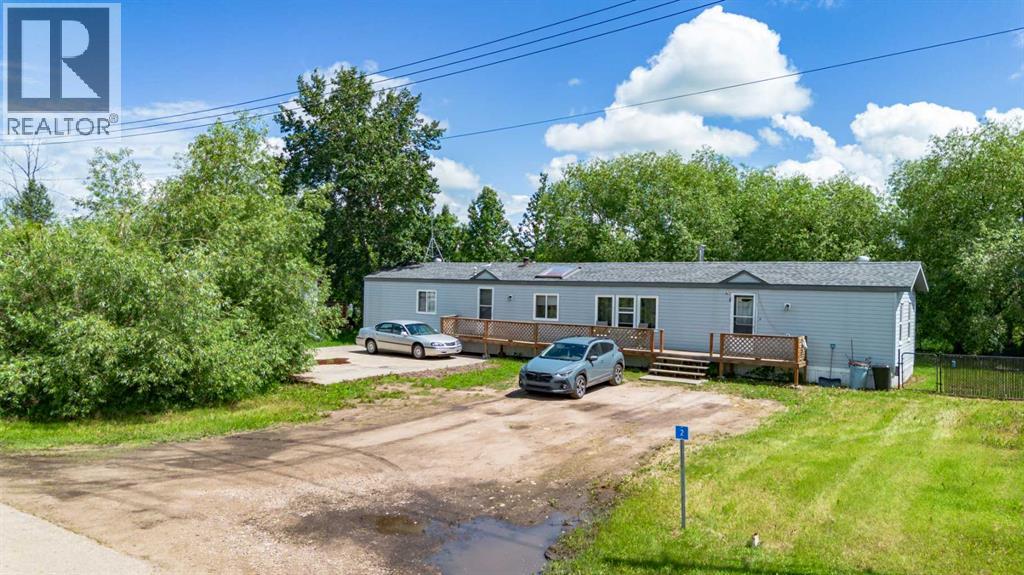 2 Elm Close, Erskine, Alberta  T0C 1G0 - Photo 1 - A2316088