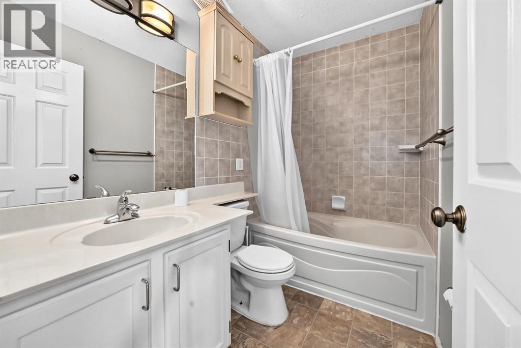 7964 Huntington Road NE, Calgary, Alberta  T2K 5A3 - Photo 20 - A2336139
