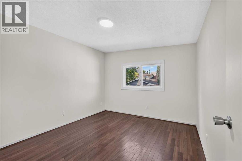 2606 14 Avenue SE, Calgary, Alberta T2A 0J6 - Photo 11 - A2336584