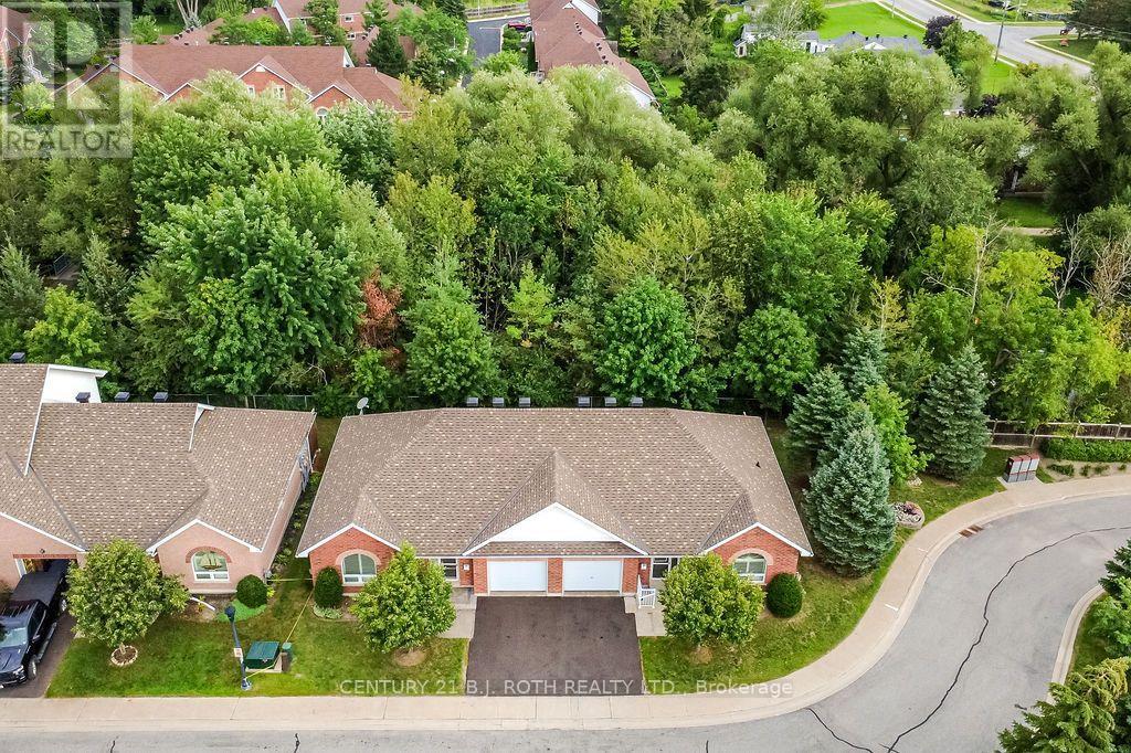 27 - 318 Little Avenue, Barrie (Painswick North), Ontario  L4N 2Z6 - Photo 1 - S13673388