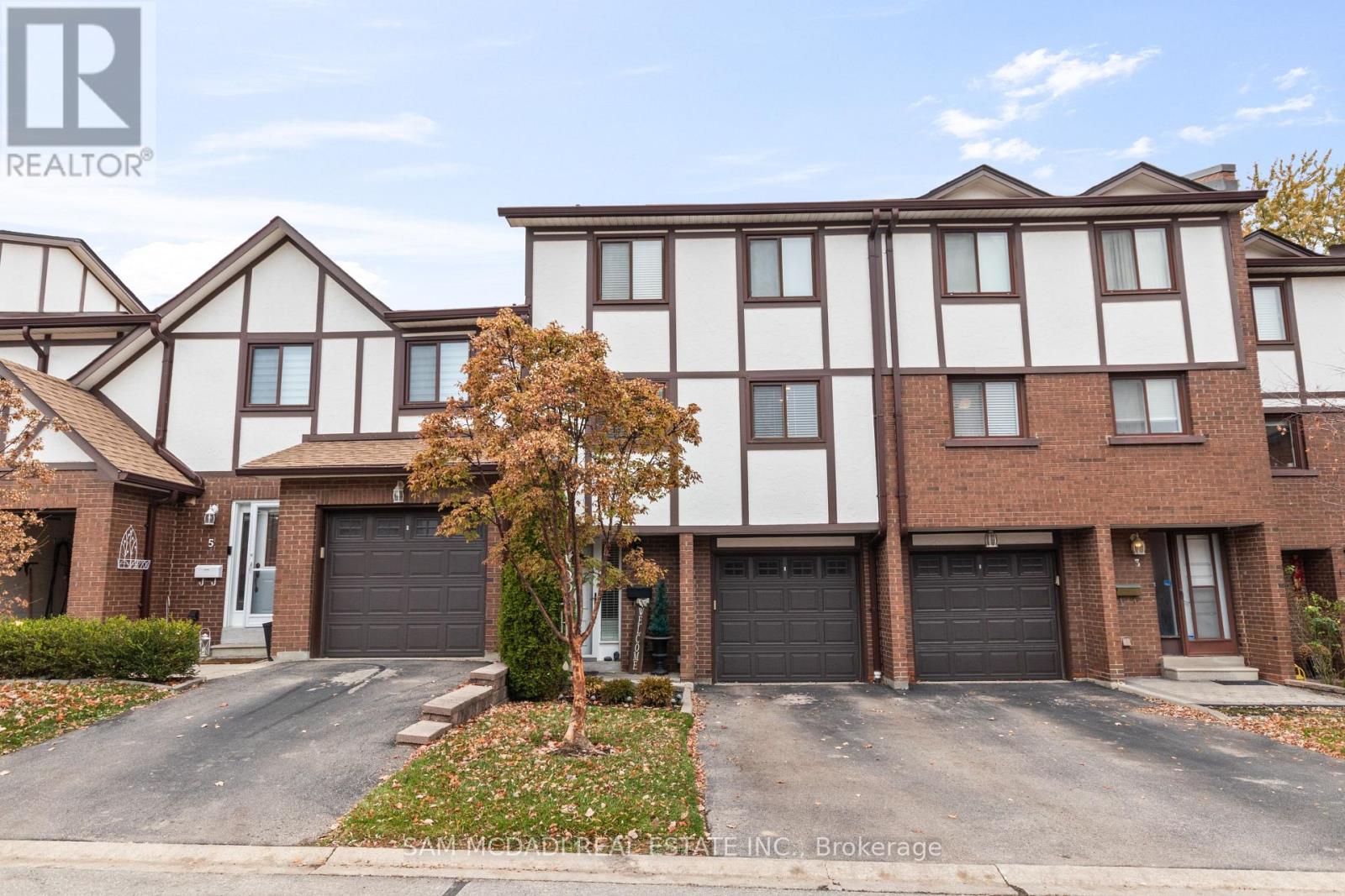4 - 4230 Fieldgate Drive, Mississauga, Ontario  L4W 2M5 - Photo 2 - W13673356
