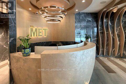 1810 - 21 Carlton Street, Toronto, Ontario  M5B 1L3 - Photo 12 - C13647982