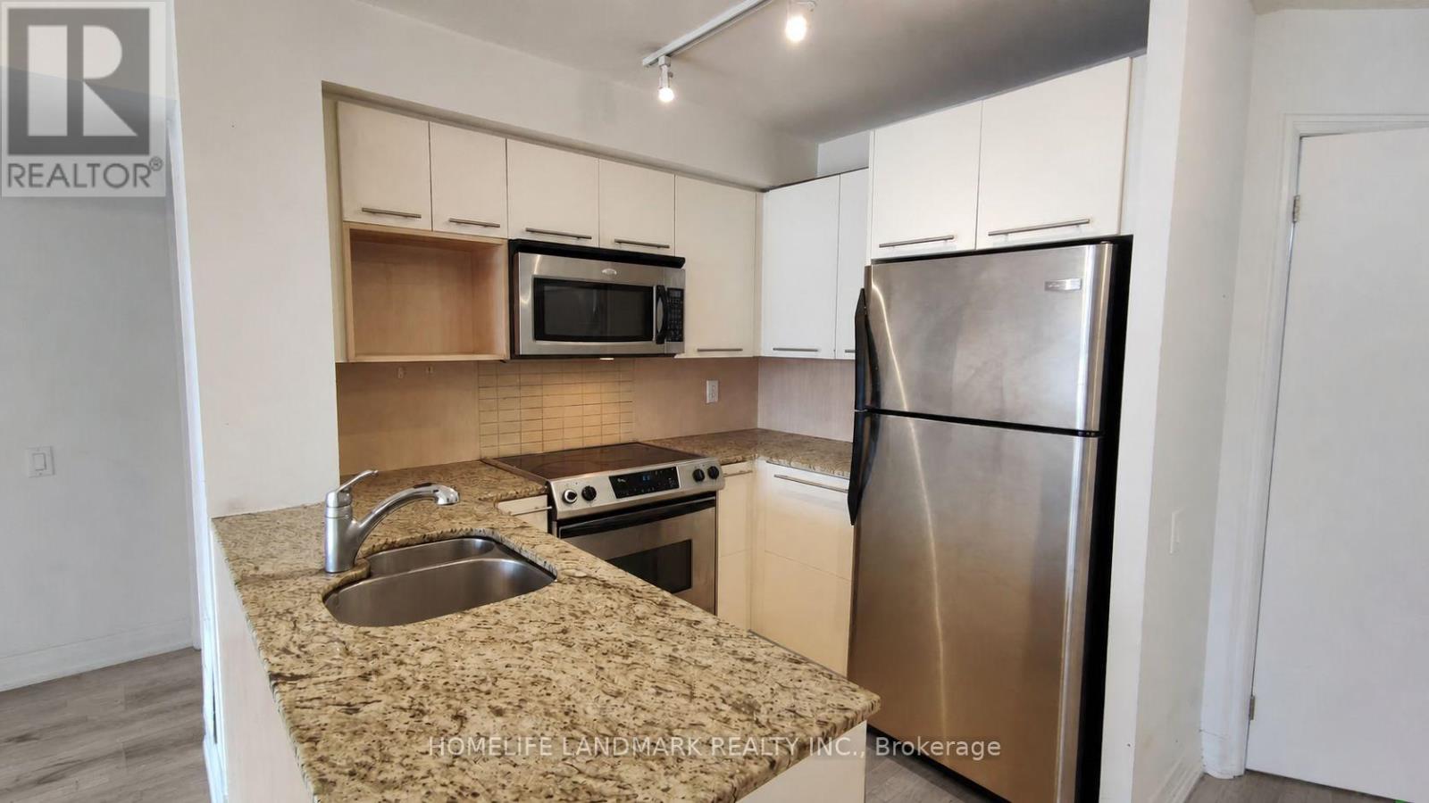 1810 - 21 Carlton Street, Toronto, Ontario  M5B 1L3 - Photo 5 - C13647982