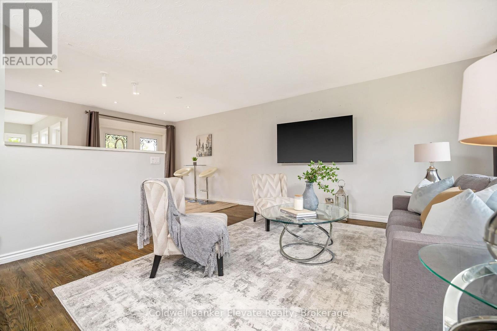 39 Mcgilvray Crescent, Halton Hills, Ontario  L7G 1L7 - Photo 11 - W13673428