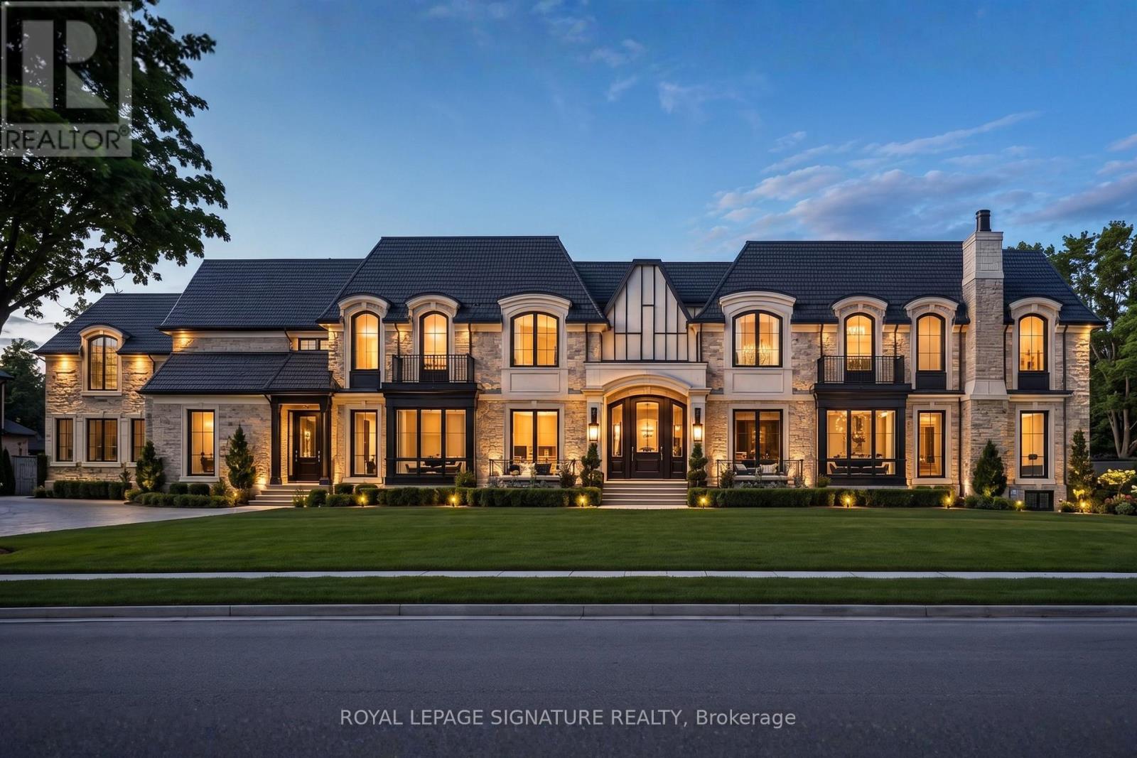 1060 MISSISSAUGA HEIGHTS, Mississauga, Ontario