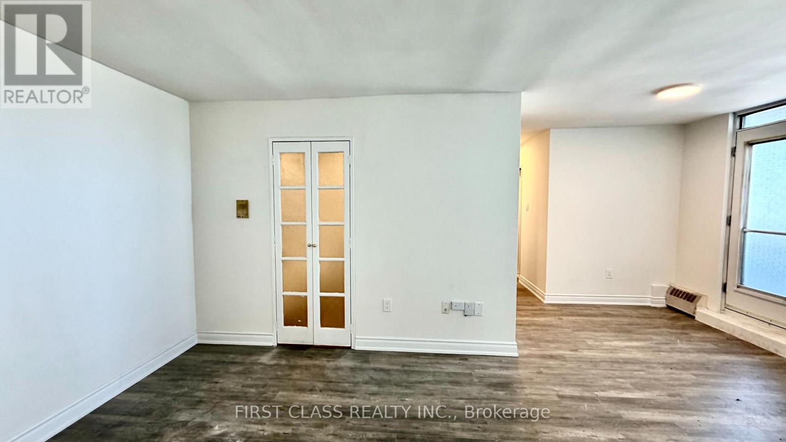 1415 - 541 Blackthorn Avenue, Toronto, Ontario  M6M 5A6 - Photo 12 - W13673484