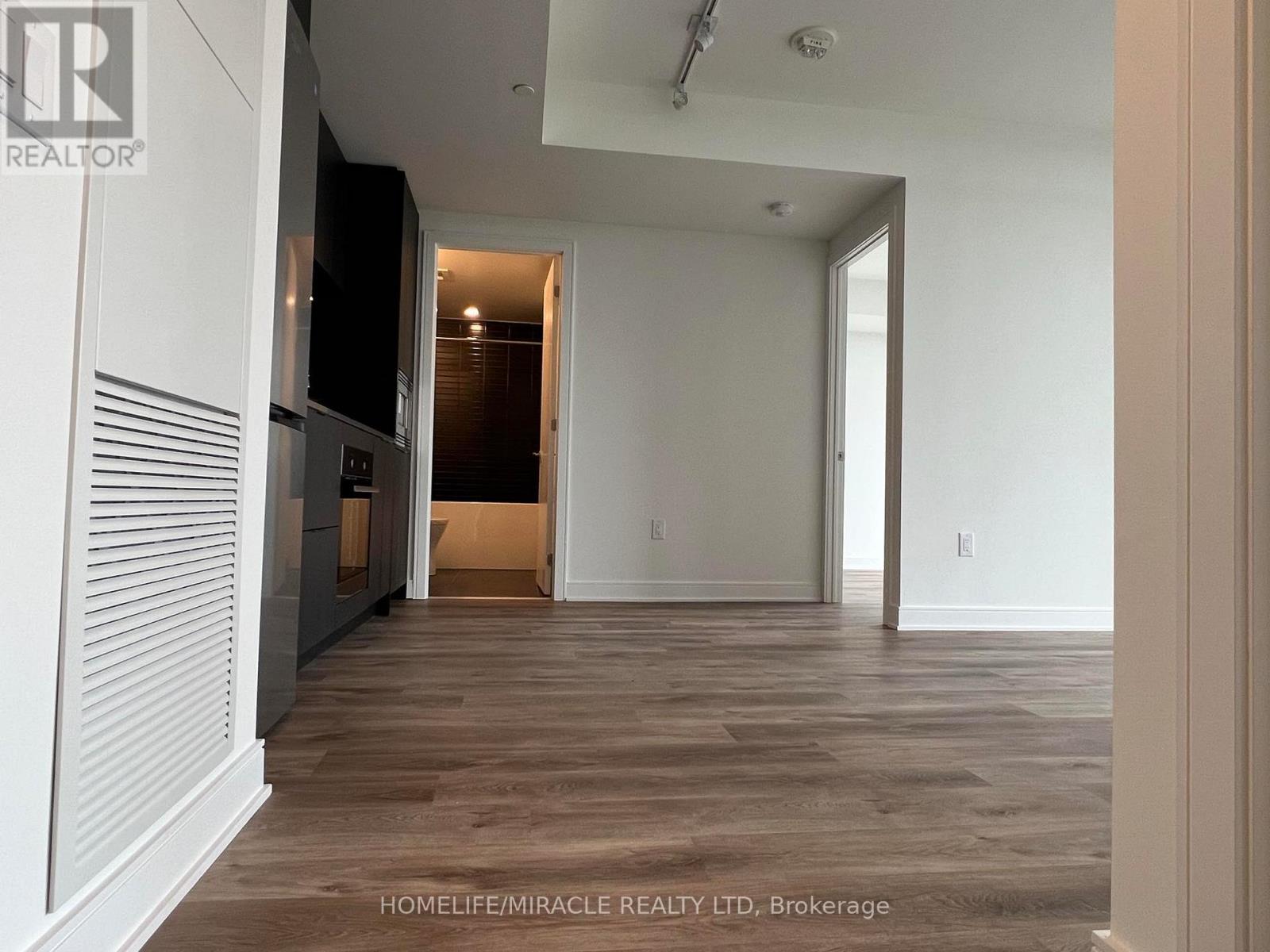 1603 - 86 Dundas Street E, Mississauga (Cooksville), Ontario  L5A 1W4 - Photo 4 - W13673492