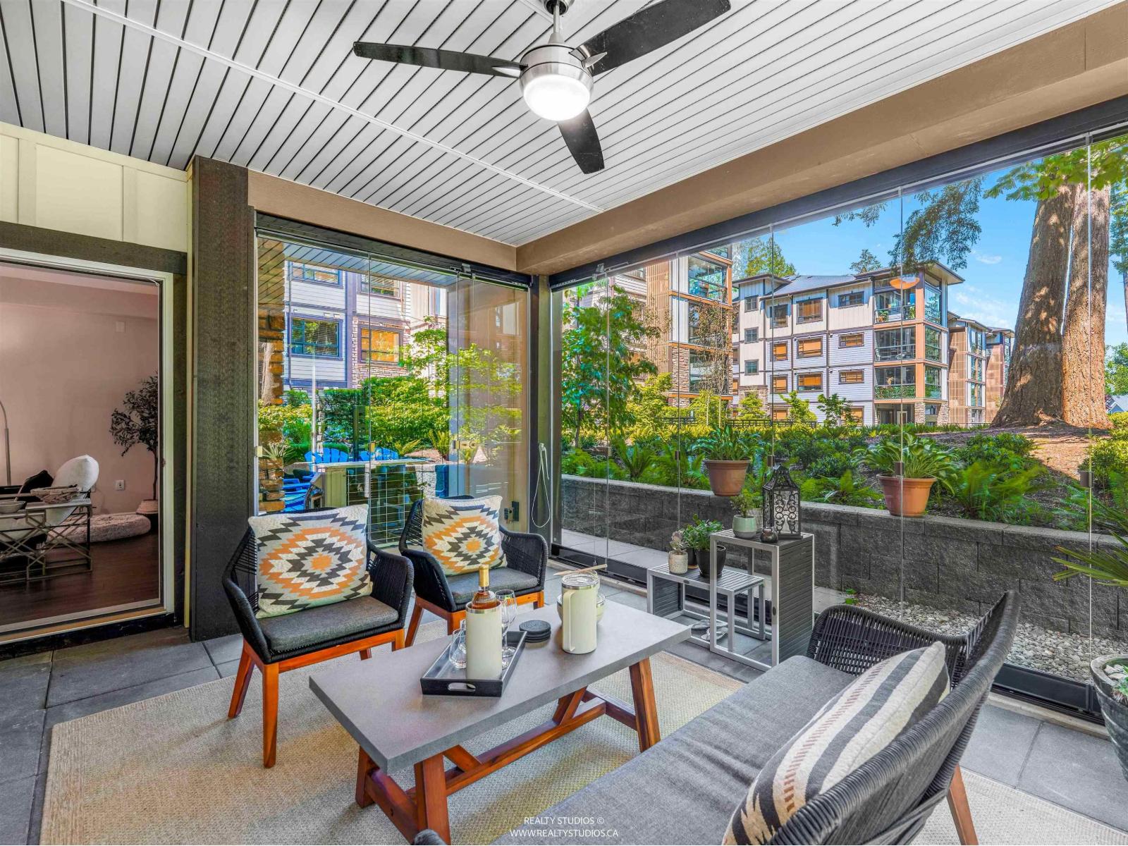 109 14588 Mcdougall Drive, White Rock, British Columbia  V4P 0H1 - Photo 18 - R3155638