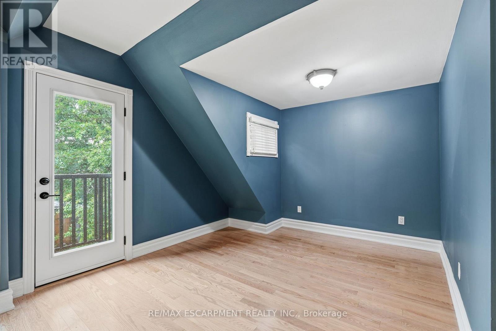 Upper - 359 Herkimer Street, Hamilton, Ontario  L8P 2J2 - Photo 18 - X13673394