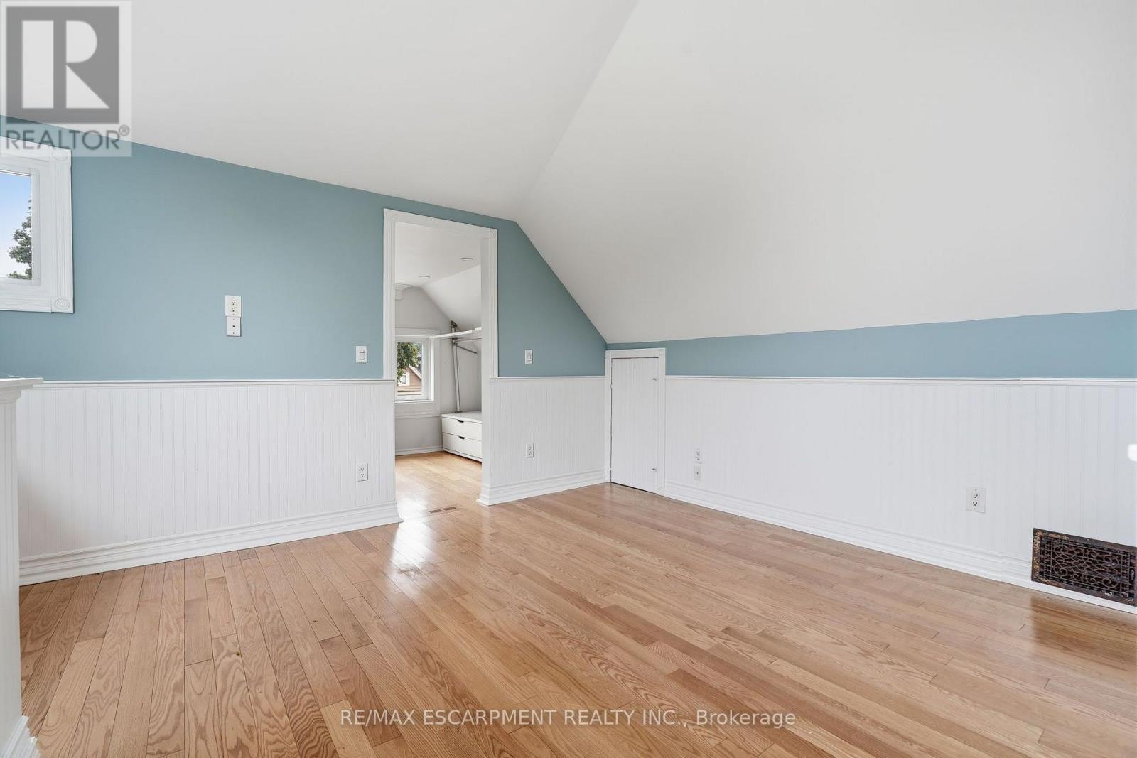 Upper - 359 Herkimer Street, Hamilton, Ontario  L8P 2J2 - Photo 21 - X13673394