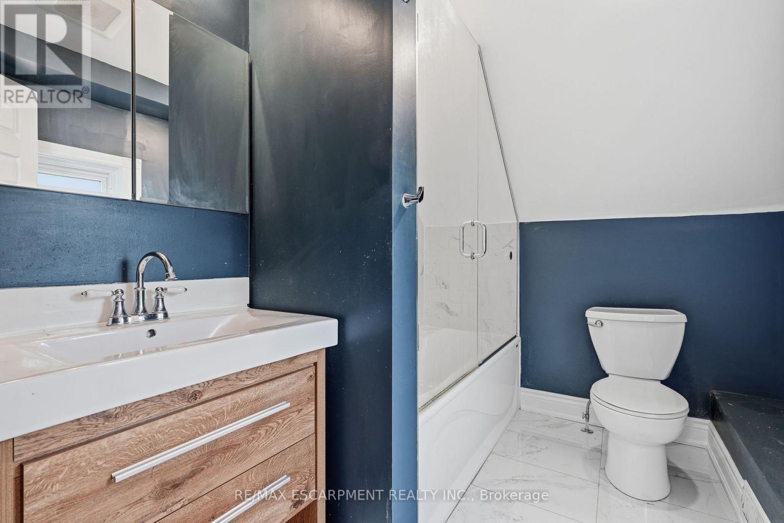 Upper - 359 Herkimer Street, Hamilton, Ontario  L8P 2J2 - Photo 25 - X13673394