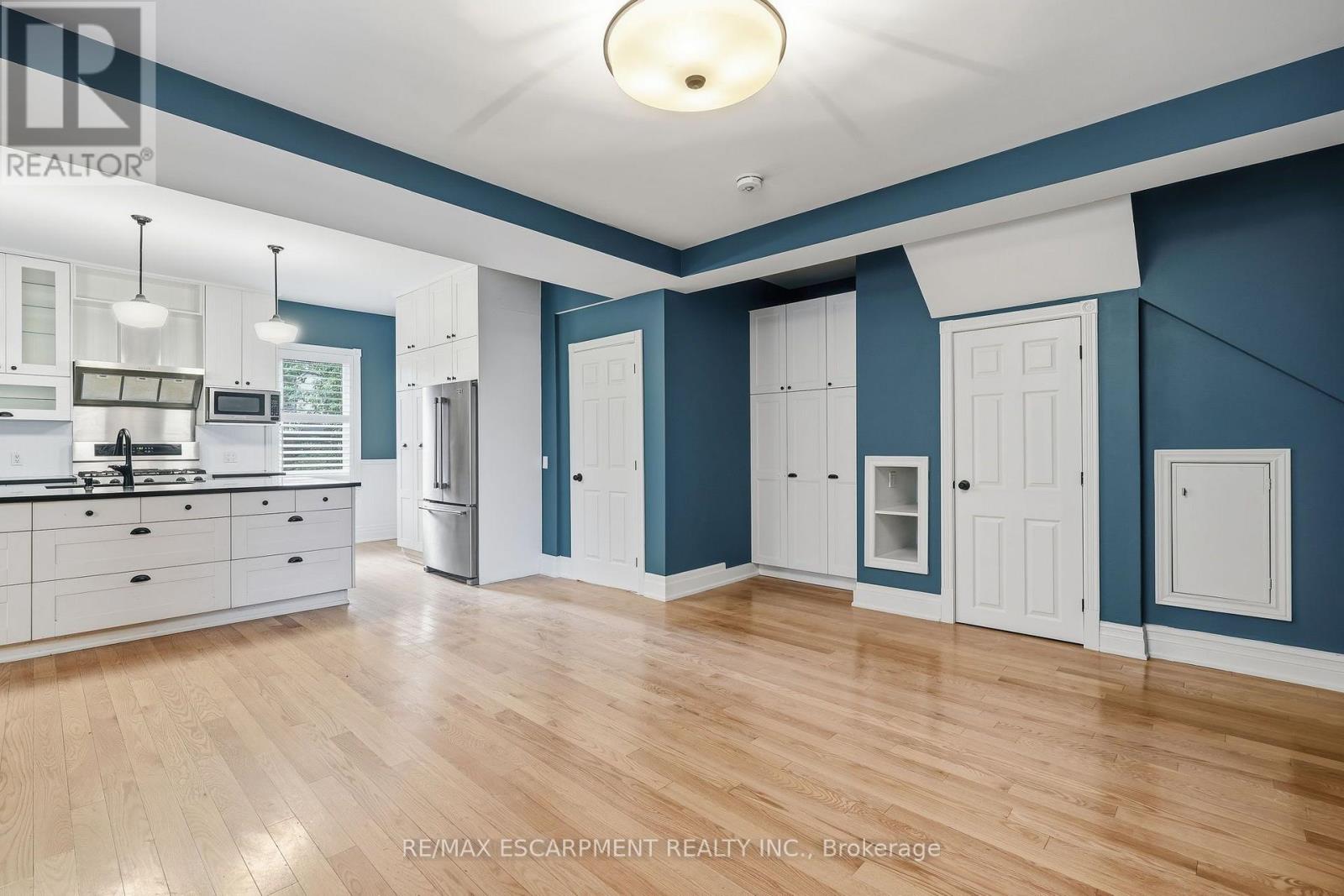 Main - 359 Herkimer Street, Hamilton, Ontario  L8P 2J2 - Photo 14 - X13673418