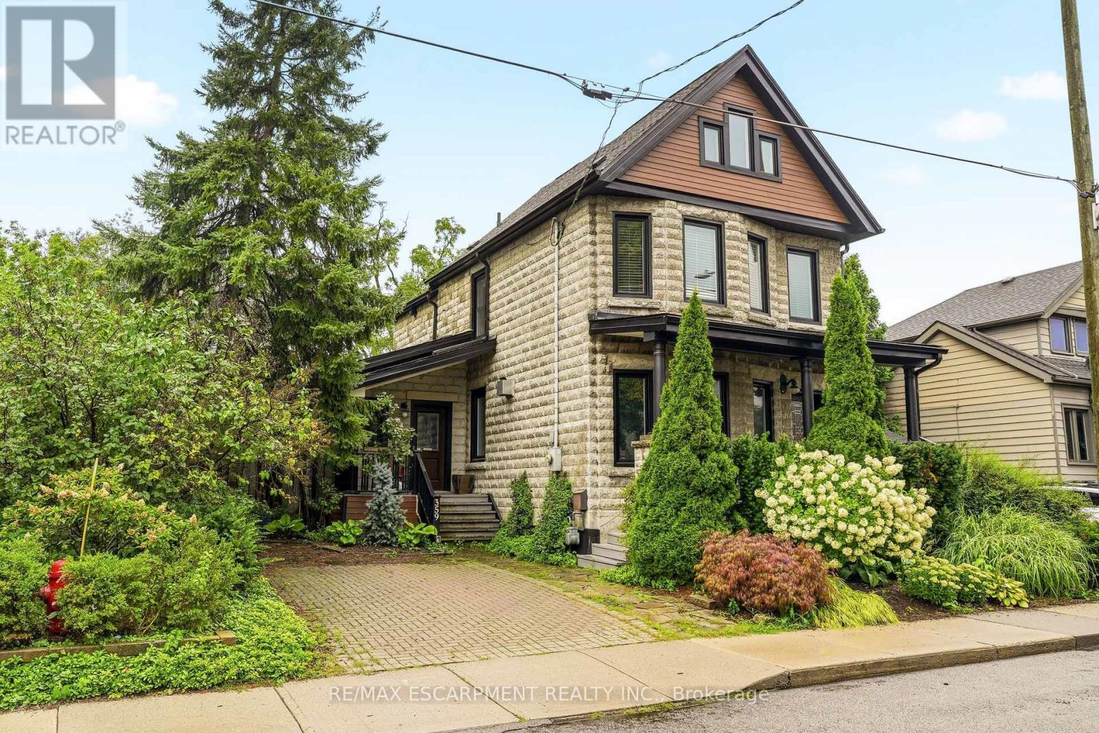Main - 359 Herkimer Street, Hamilton, Ontario  L8P 2J2 - Photo 2 - X13673418