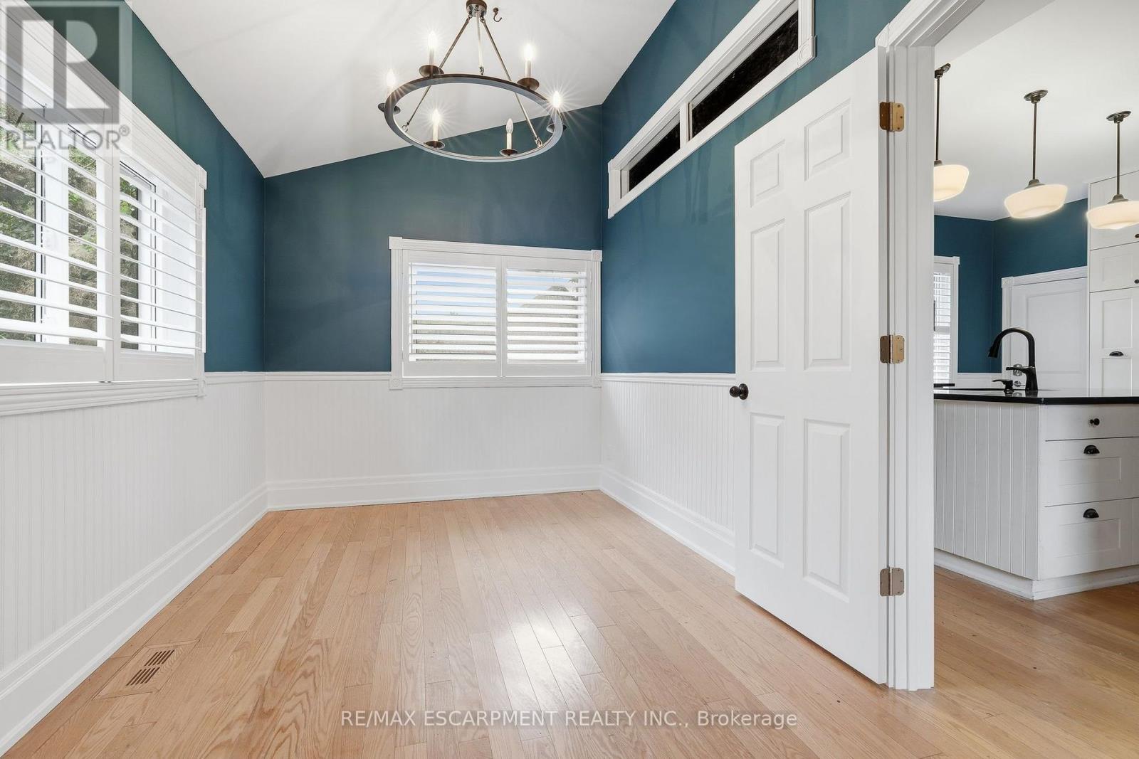 Main - 359 Herkimer Street, Hamilton, Ontario  L8P 2J2 - Photo 6 - X13673418