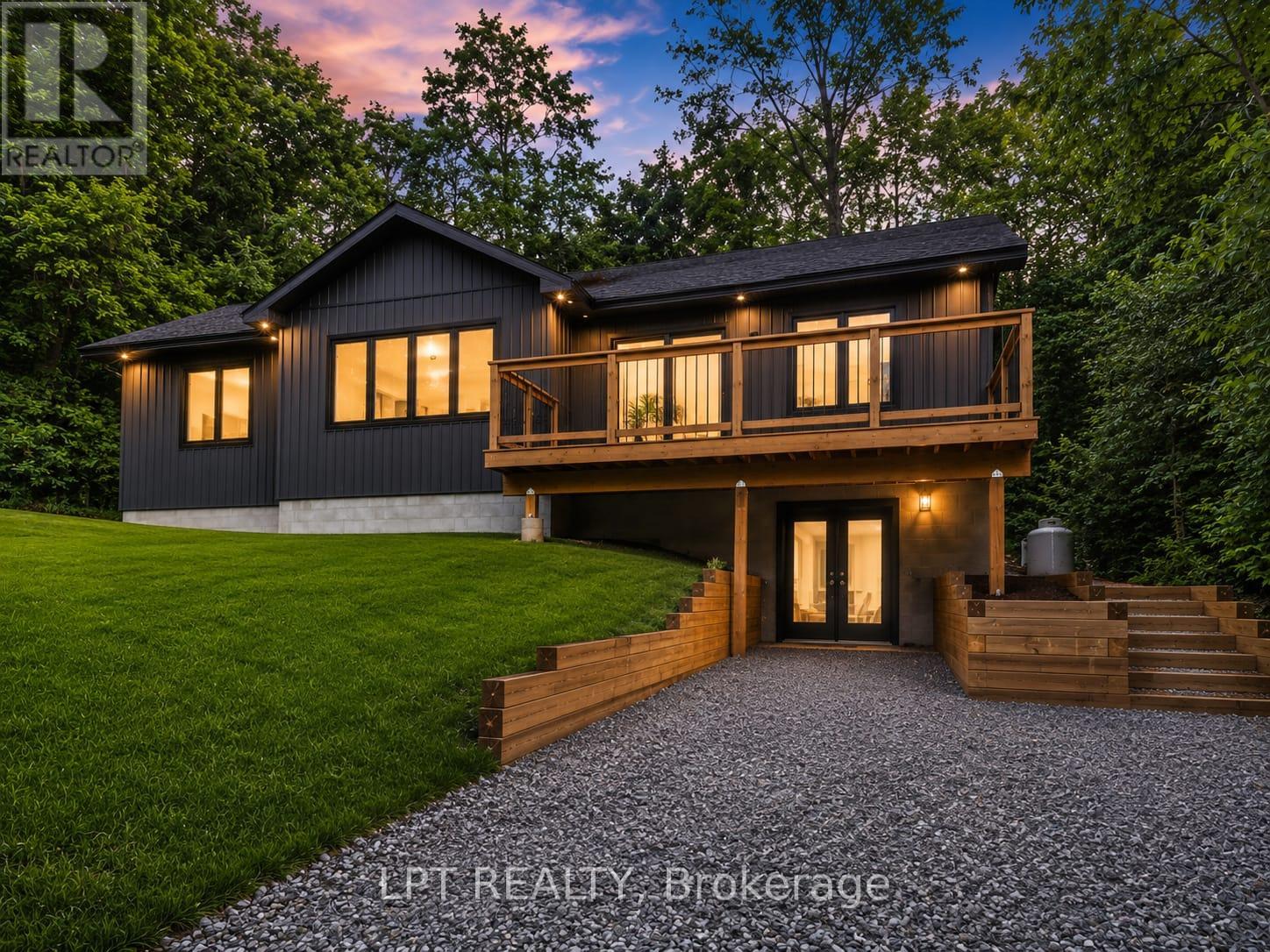 29 Pavillion Road, Kawartha Lakes, Ontario  K0M 1L0 - Photo 1 - X13673432