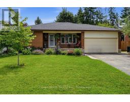 127 CARSON DRIVE, Kitchener, Ontario