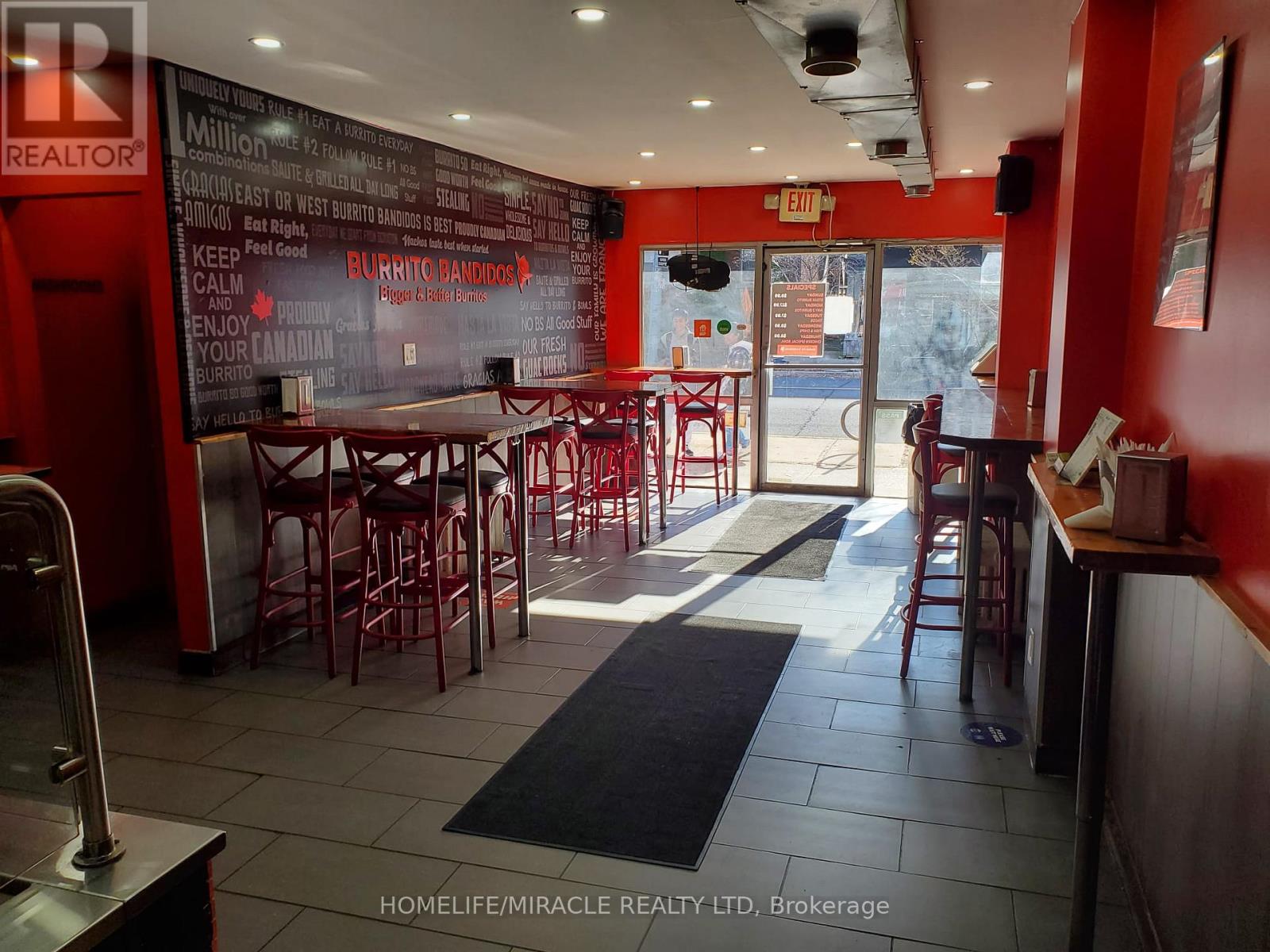 1028 King Street W, Hamilton, Ontario L8S 1L5 - Photo 2 - X13673444
