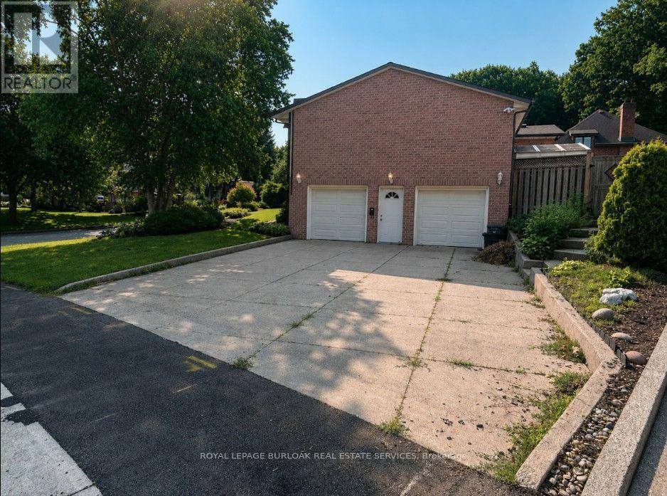 4 Sunhaven Court, Hamilton, Ontario  L8G 4G7 - Photo 6 - X13673546
