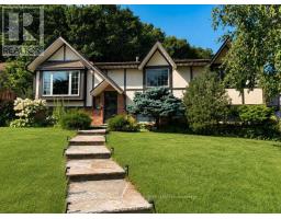 4 SUNHAVEN COURT, Hamilton, Ontario