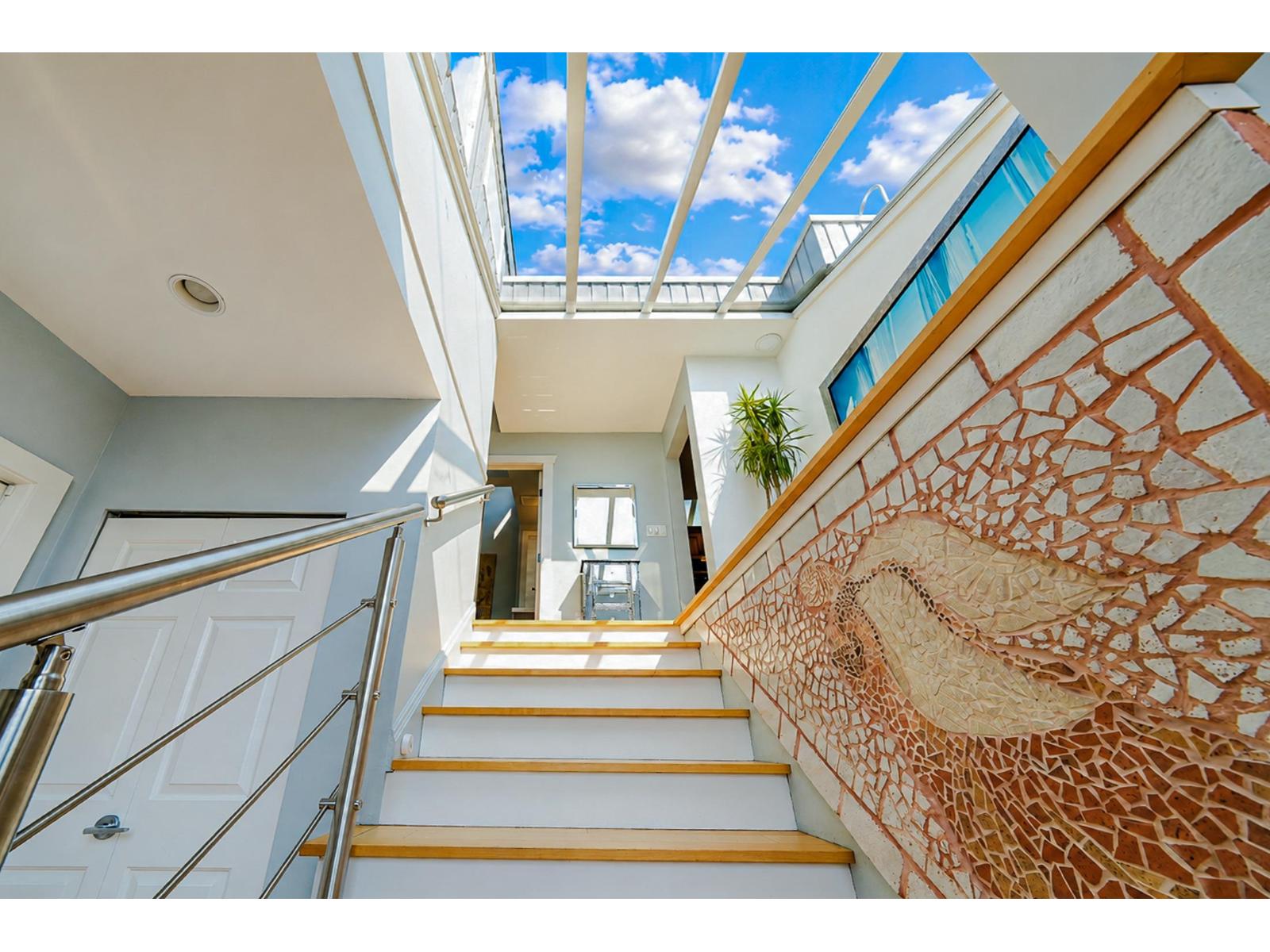 1246 Oxford Street, White Rock, British Columbia V4B 5G8 - Photo 21 - R3154556