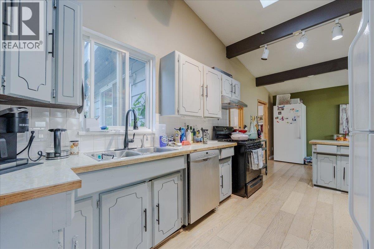 21784 Donovan Avenue, Maple Ridge, British Columbia  V2X 3A7 - Photo 13 - R3153292