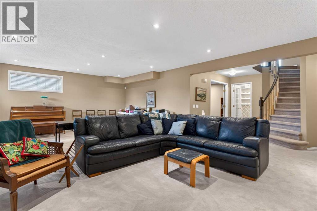 15 Hampstead Rise NW, Calgary, Alberta  T3A 6B4 - Photo 33 - A2321927